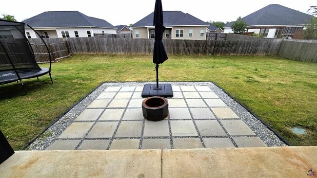 Building Photo - 1006 Adirondac Way