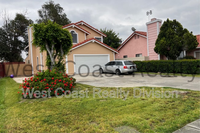Building Photo - 1847 S Raintree Pl