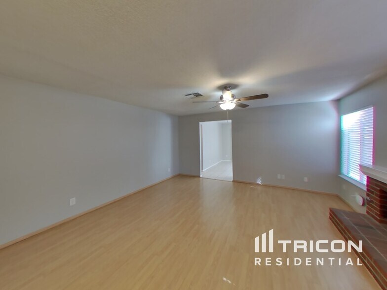 Building Photo - 1731 Carita Ave