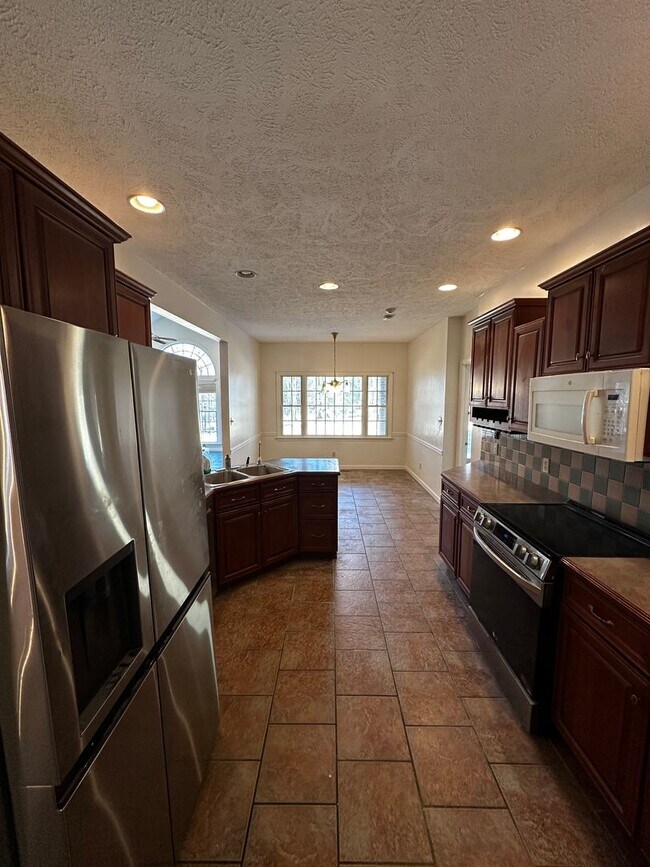 Building Photo - 1250-1254 Evans City Rd