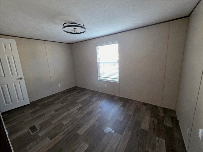 Building Photo - 2935 Calder Dr