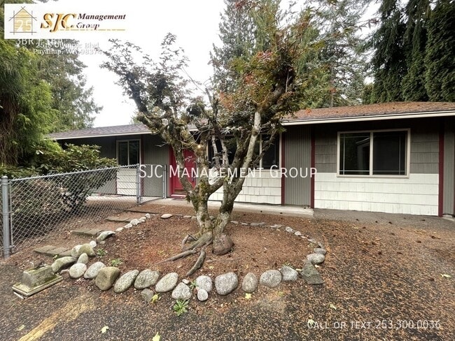 Building Photo - 2515 Olympic Blvd