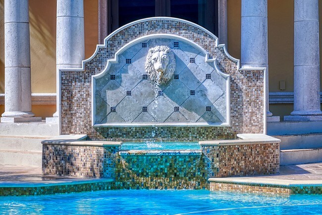 Building Photo - 1363 Oceanview Dr