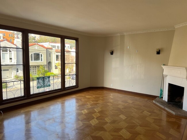 Building Photo - 3 Bedroom / 2 Bath House in West Portal!