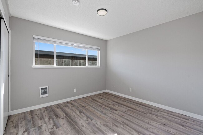 Building Photo - Beautifully remodeled 3BR in Gresham. 1/2 off first months rent!