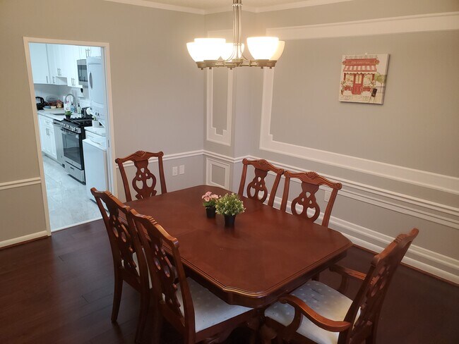 Building Photo - 3701 S George Mason Dr