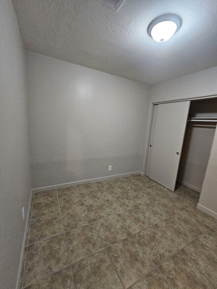 Building Photo - 4423 E McLellan Rd