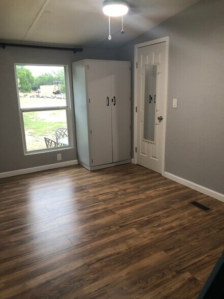 2# Bedroom - 419 Kings Dr