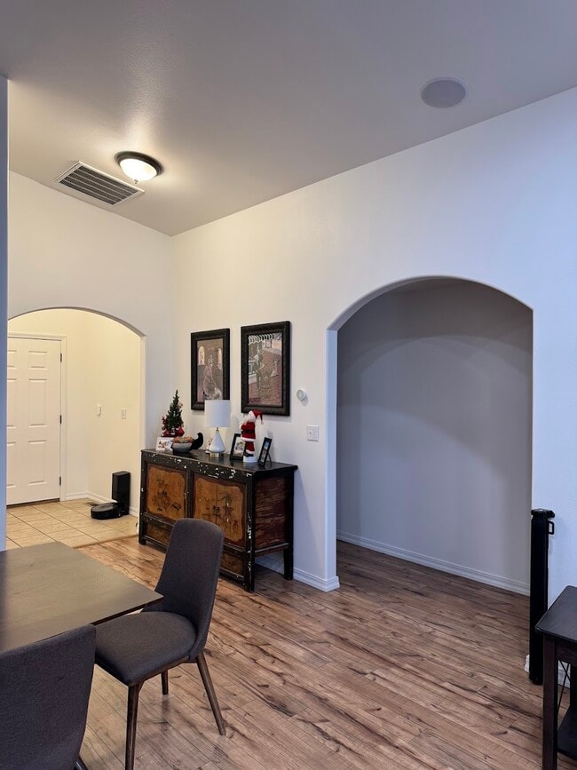 Building Photo - 3042 SW Indian Pl