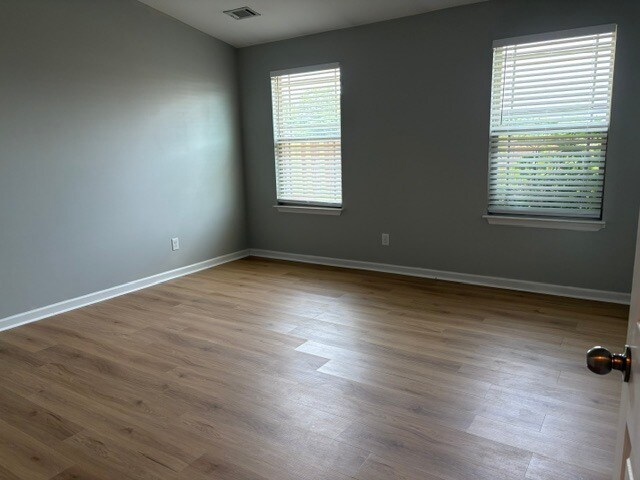 Master Bedroom - 101 Portland Falls Dr