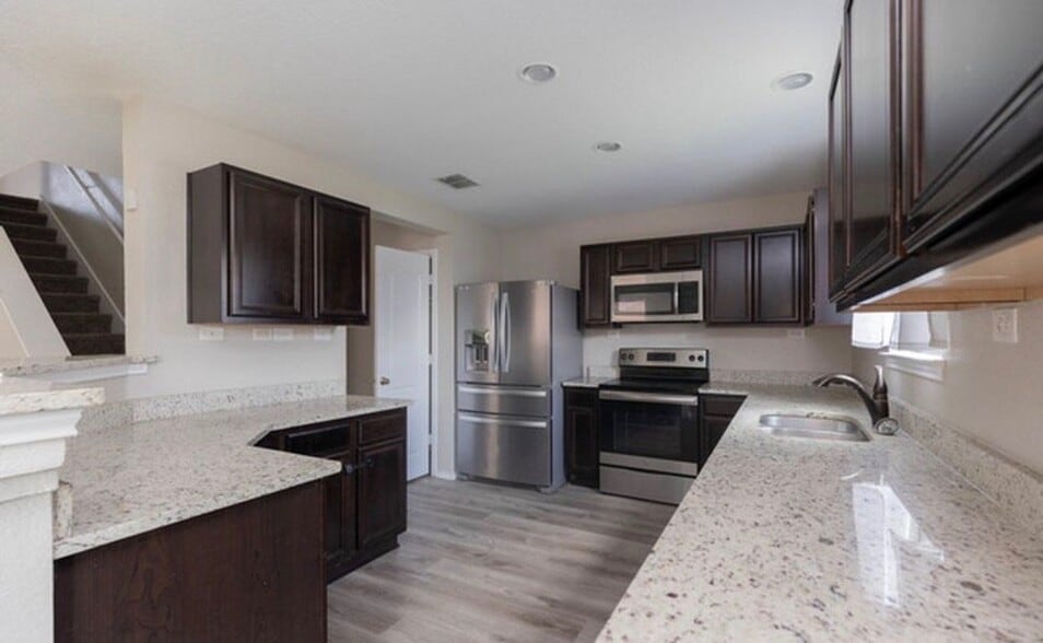 Building Photo - 1118 Sundance Fort