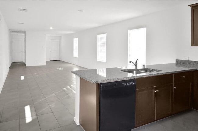 Building Photo - 3604 Esperanza St