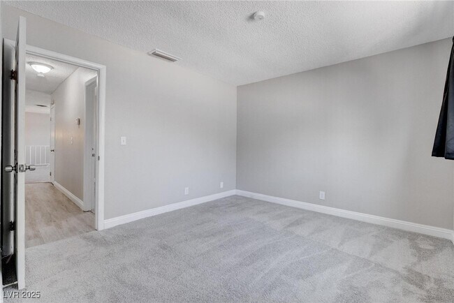 Building Photo - 1438 Lorilyn Ave