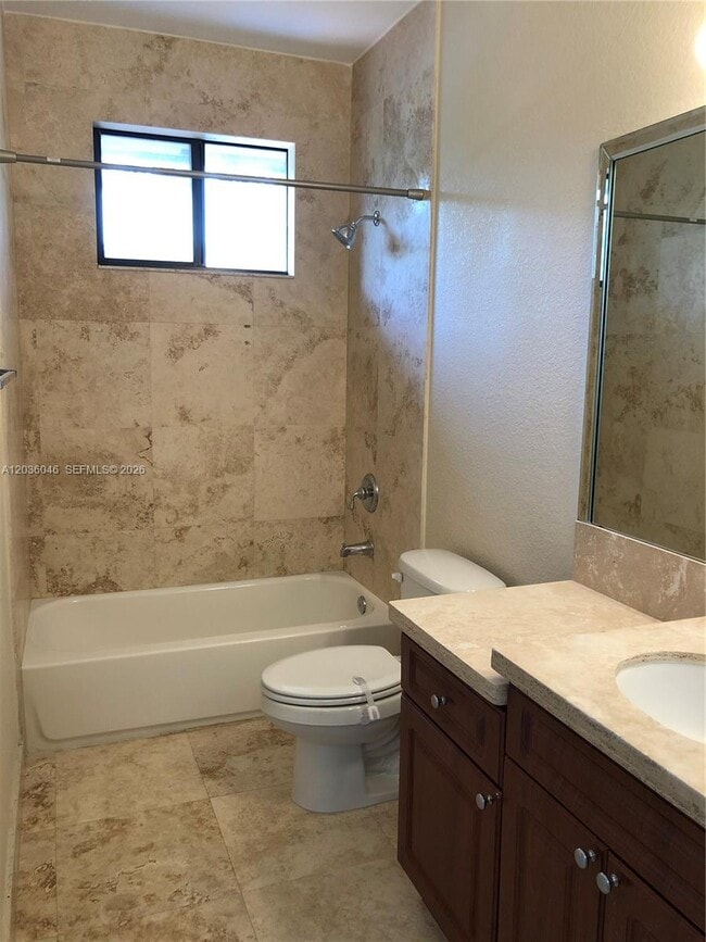 Building Photo - 3227 Gifford Ln