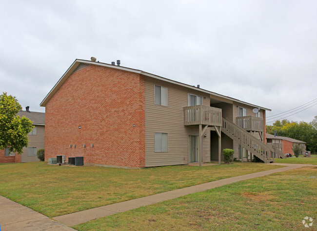 Building Photo - Stonebridge Apartments