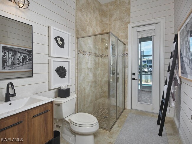 Building Photo - 4419 Crayton Rd