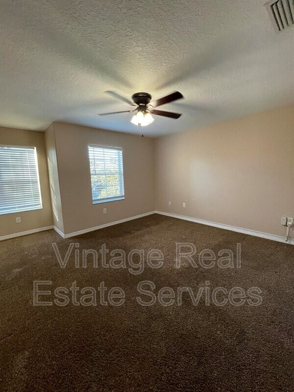 Building Photo - 10964 Keys Gate Dr