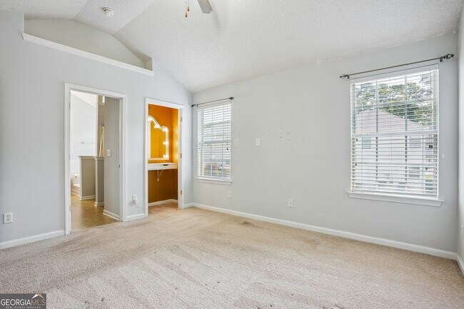 Building Photo - 5914 San Gabriel Ln