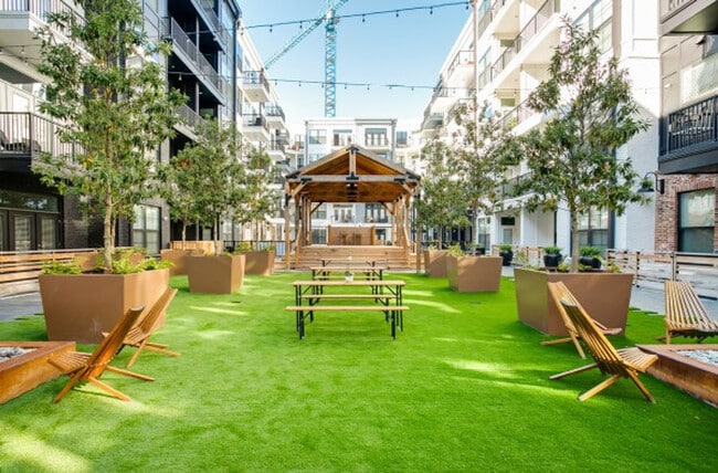 Building Photo - 401 Korean Veterans Blvd