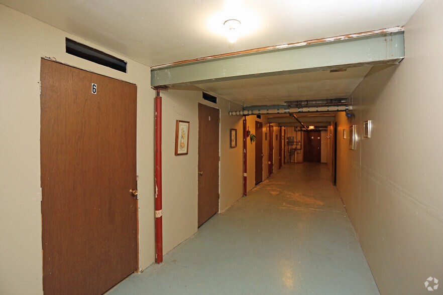 Fon Du lac Terrace Apts 673 W Arndt St Fond du Lac WI 54935