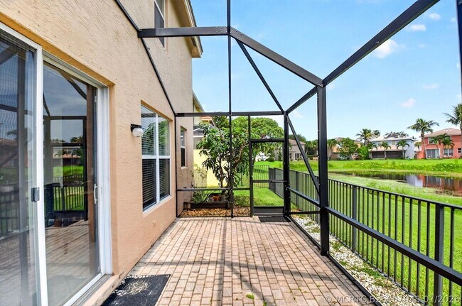 Building Photo - 5018 Starblaze Dr
