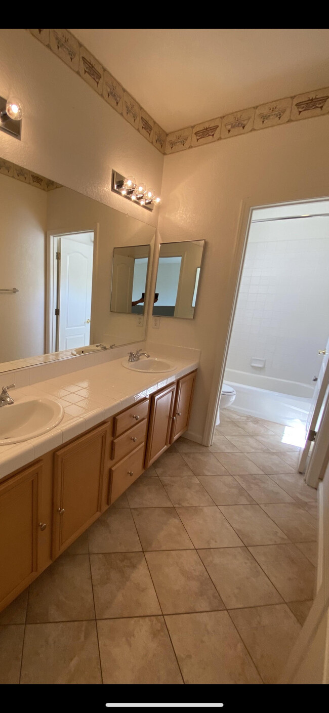 Building Photo - 6791 Talmedge Cir