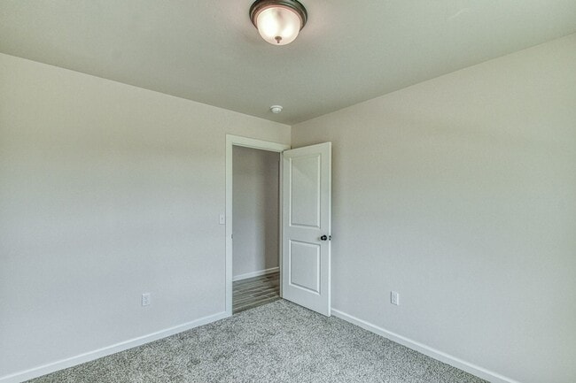 Building Photo - Brand New Construction in Varenna Landing!