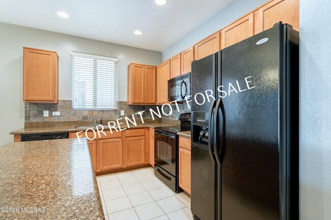 Building Photo - 7307 E Heartwood Dr