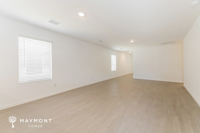 Building Photo - 812 Dressage Ln