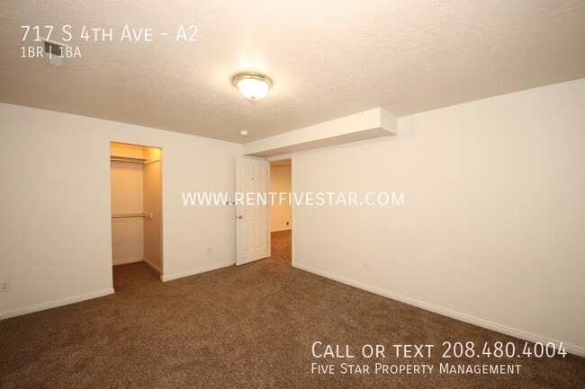 Building Photo - 717 S 4th Ave