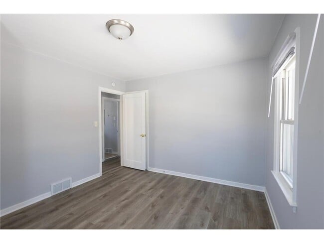 Building Photo - 1168 Lane Pl