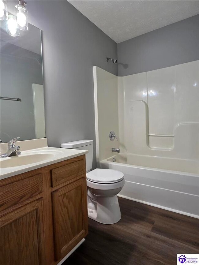 Building Photo - 171 Red Hawk Dr