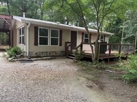 Building Photo - 142 Henry Meyer Rd