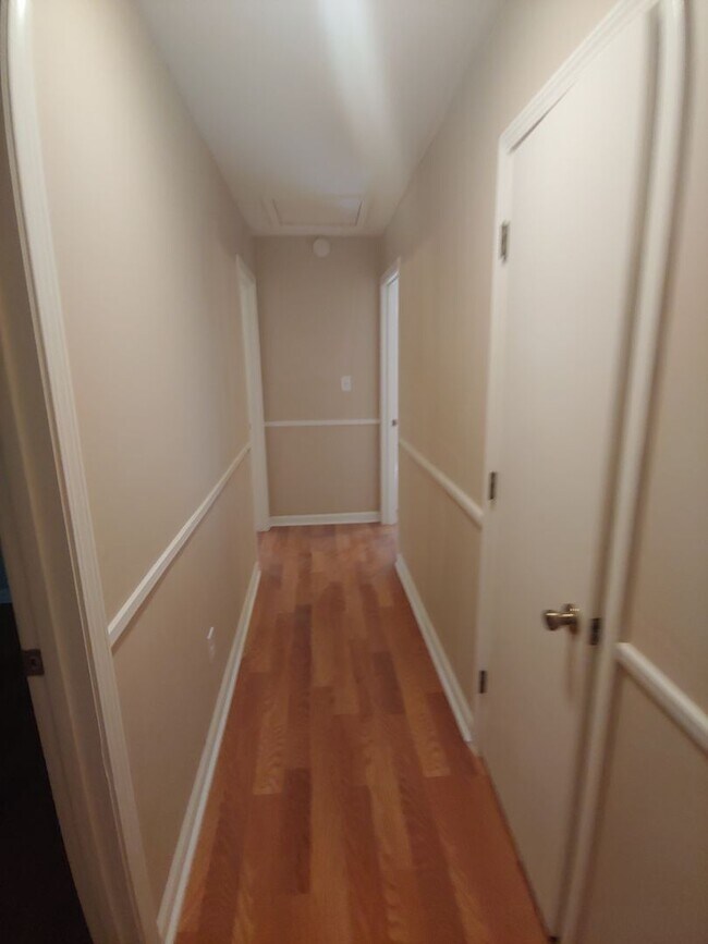 Building Photo - 1835 Portland Avenue