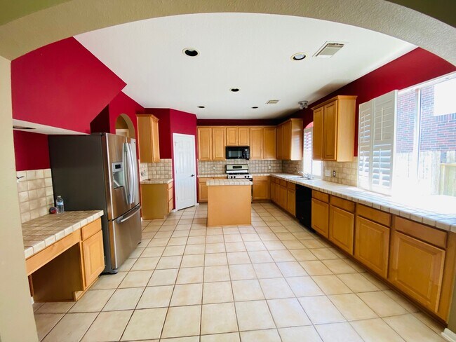 Building Photo - 6302 Spring Tide Ct