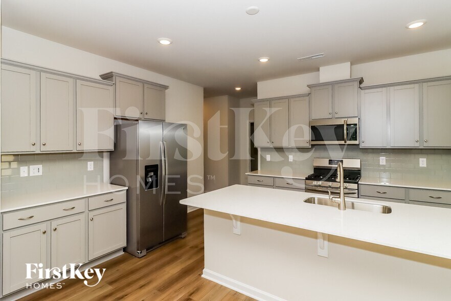 Building Photo - 148 Olive Tea Ln