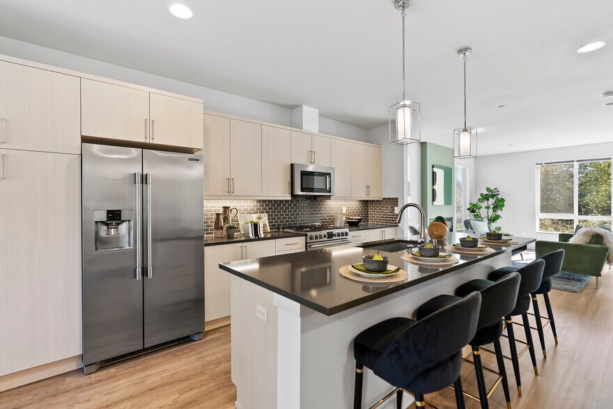 Building Photo - 17905 35th Ave SE