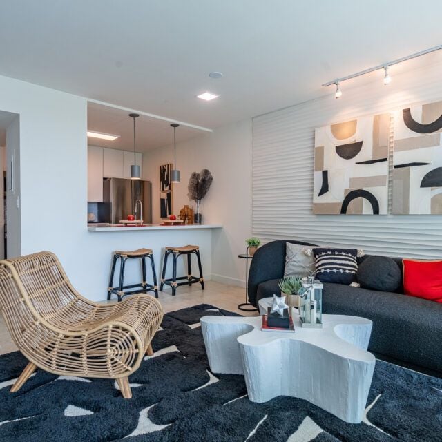 Building Photo - 1550 Brickell Ave