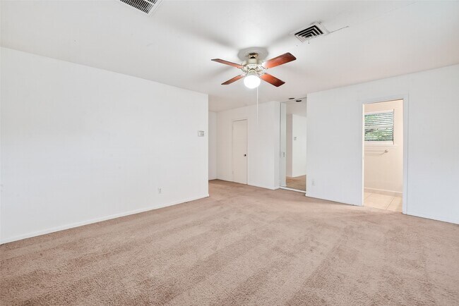 Building Photo - 5422 Spellman Rd