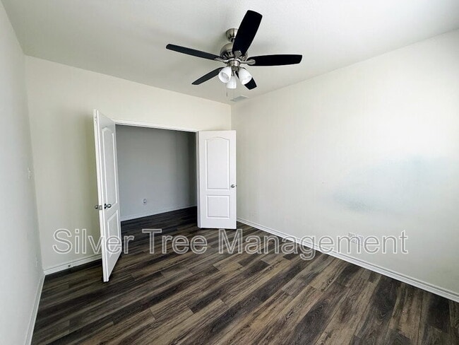 Building Photo - 117 Wild Onion Ln