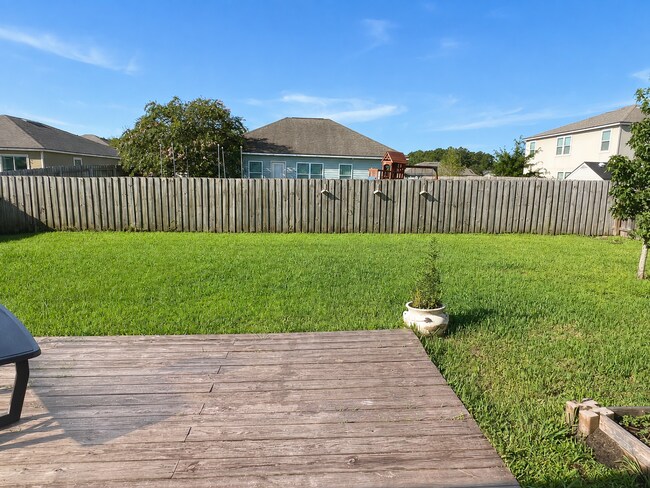 Building Photo - 204 Hayworth Ct