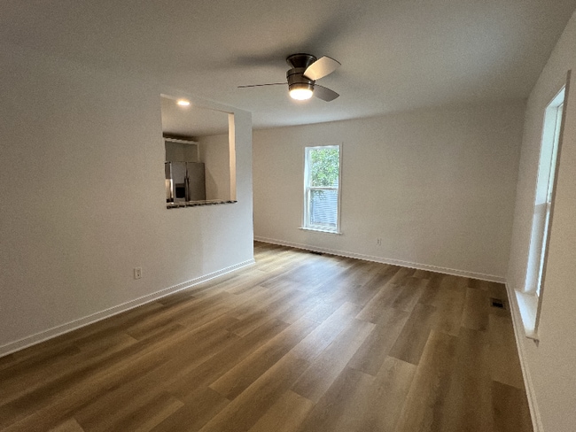 Building Photo - 517 Pullbrooke Dr