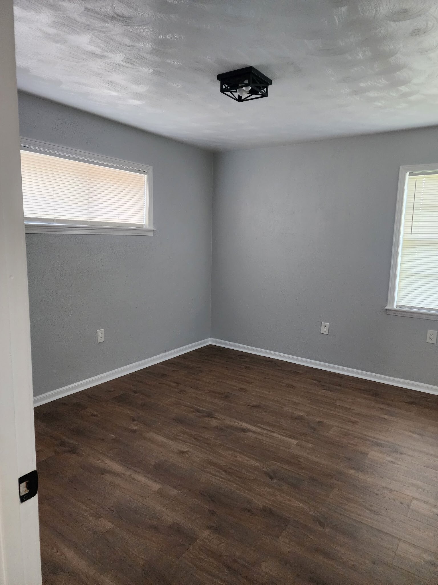 Building Photo - 2166 Fortune Ave