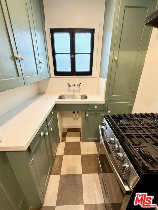 Building Photo - 7956 Norton Ave