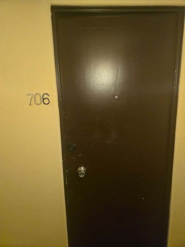 Building Photo - 1196 N Grant St