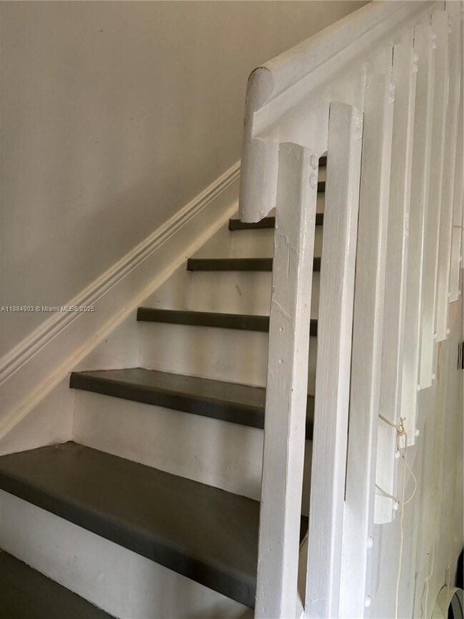 Building Photo - 10171 SW 154th Cir Ct