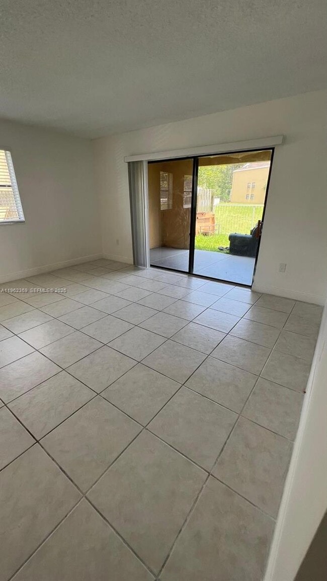 Building Photo - 5200 NW 31st Ave