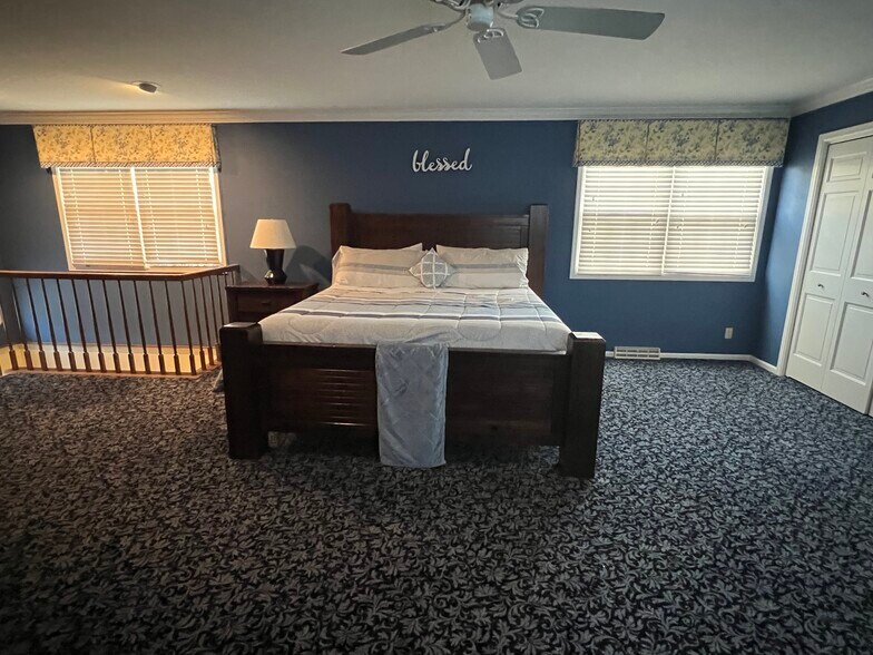 Building Photo - 1200 36th Ave