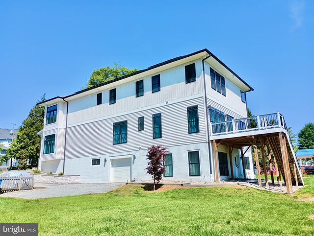 Building Photo - 1809 MacArthur Dr