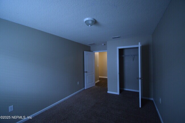 Building Photo - 3583 Sunfish Dr